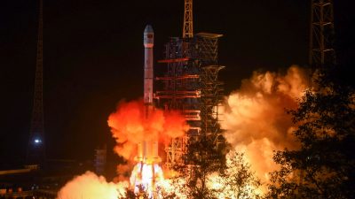 Chinesische Sonde startet historische Reise zur Rückseite des Mondes