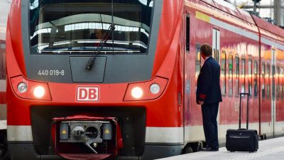 Beschädige Oberleitung: Anschlag auf die Deutsche Bahn