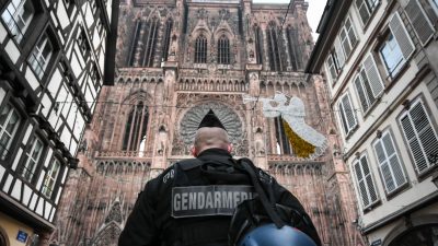 Frankreichs Polizei nimmt zwei weitere Verdächtige nach Straßburg-Anschlag fest