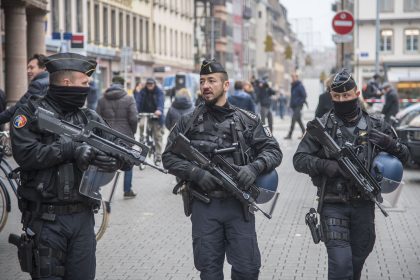 Messermann bedroht Polizisten in Frankreich – und wird erschossen