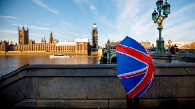 May weist Forderungen nach zweitem Brexit-Referendum strikt zurück
