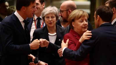 „Sehr schlechte“ Stimmung: EU-Gipfel endet ohne Lösung für May – Merkel pocht auf Regeln