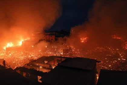 600 Häuser bei Großbrand in Armenviertel in Brasilien ausgebrannt