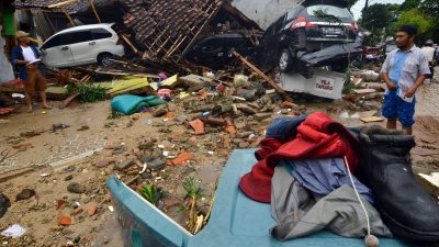 Mindestens 222 Tote bei der Tsnunami-Katastrophe in Indonesien + Video