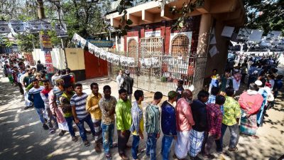 Mindestens zwölf Tote am Rande der Parlamentswahl in Bangladesch