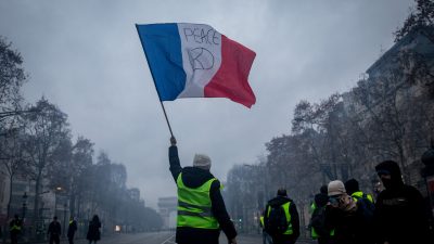 Über 1700 Festnahmen bei Protesten in Frankreich – rund 136.000 Menschen auf der Straße