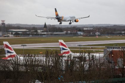 Drohnen-Störaktion am Airport Gatwick: Mann und Frau in Haft