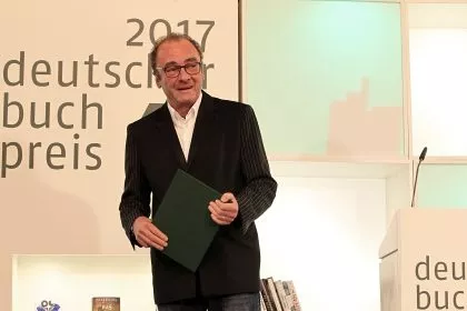 Schriftsteller Menasse räumt unechte Hallstein-Zitate ein: „Was kümmert mich das `Wörtliche`, wenn es mir um den Sinn geht“