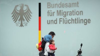 BAMF-Chef warnt vor Überlastung der Integrationsfähigkeit Deutschlands