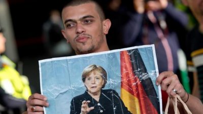 „Bei ‚Wir schaffen das‘ fehlt bis heute das ‚Wie'“: CDU-Mann wirft Merkel Konzeptlosigkeit in Asylpolitik vor