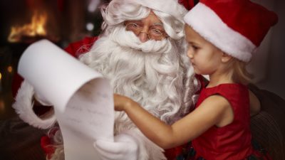 3-Jährige dachte, sie sieht den Weihnachtsmann im Geschäft – Eine magische Begegnung