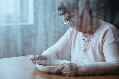 45 Prozent der Seniorinnen in Deutschland leben allein