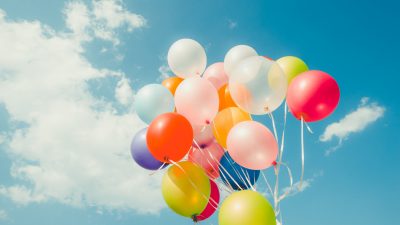 Mission Impossible? Mit 100 Heliumballons über Johannesburg fliegen