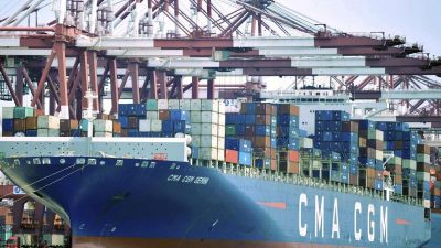 Chinas weltweiter Handelsüberschuss sinkt