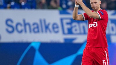 Höwedes‘ bewegender Abschied auf Schalke ohne Happy End