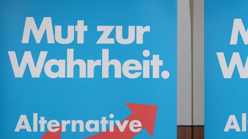 Karlsruhe weist Klagen der AfD gegen Merkels Asylpolitik zurück