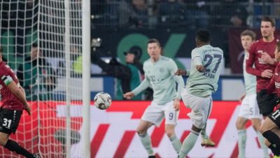 FC Bayern siegt weiter – 96 bei 0:4 chancenlos und Letzter