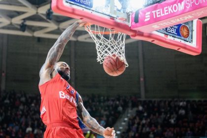 Bayern-Basketballer gewinnen Spitzenspiel gegen ALBA Berlin