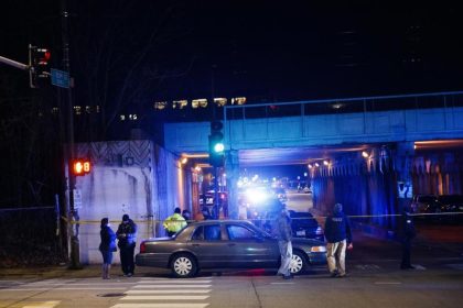 Chicago: Zwei Polizisten bei Ermittlungen von Zug überrollt