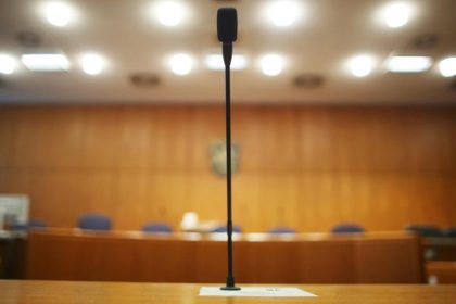 „Er wollte Sex …“ – Gerichts-Deal in Halle für Geständnis und Jugendstrafe – Versuchte Vergewaltigung im Altenheim