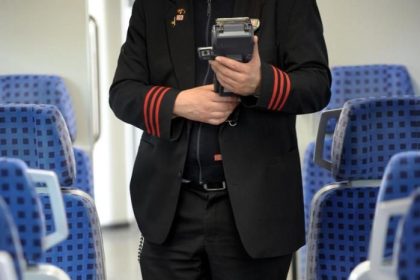 Gewalt an Zugbegleiter – Deutsche Bahn plant nun Bodycams