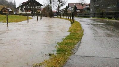 Hochwasser im Südwesten – Pegelstände sinken wieder