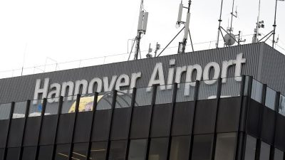 Eindringling vom Flughafen Hannover schweigt zur Tat