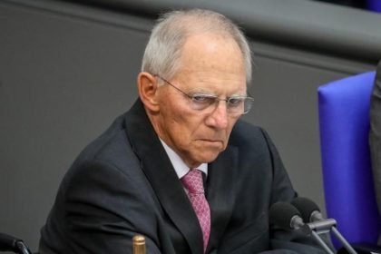 Schäuble kritisiert verzögerte Einführung der Corona-Warn-App