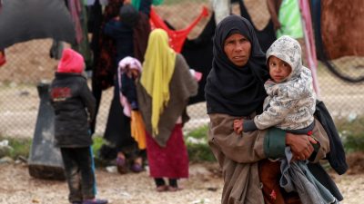 600 Menschen aus letzter IS-Hochburg im syrischen Deir Essor fortgebracht