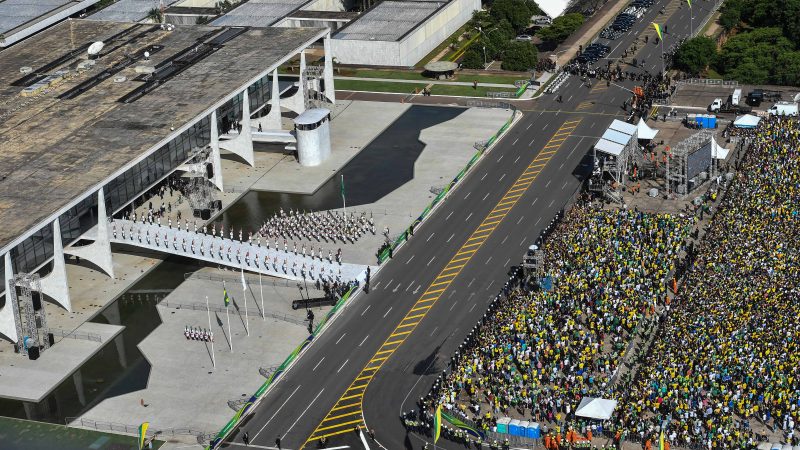 Brasiliens neue Regierung kündigt ideologische „Säuberung“ der Ministerien an