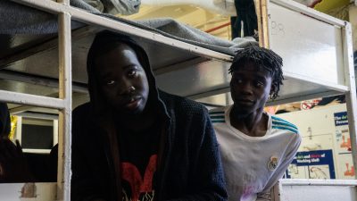 Einige Migranten an Bord der „Sea Watch 3“ verweigern die Nahrungsaufnahme