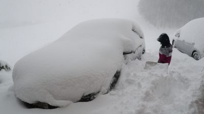 Bayern: Schneefälle gehen weiter – Lawinen-Warnstufe 4 ausgerufen