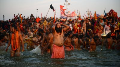 Mehr als 100 Millionen Gläubige beim Kumbh-Mela-Fest in Indien erwartet