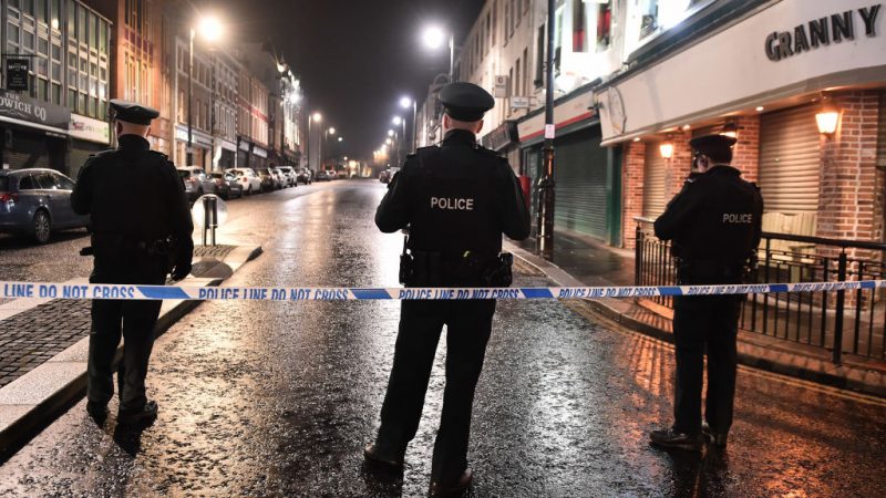 Autobombe in Nordirland weckt Erinnerungen an Nordirland-Konflikt – Polizei ermittelt