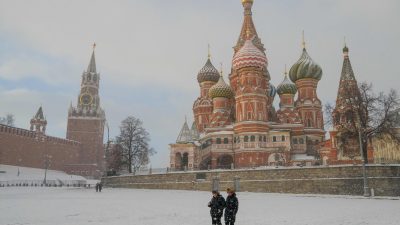 Kreml: Russland und USA sollten sich in Corona-Krise gegenseitig helfen