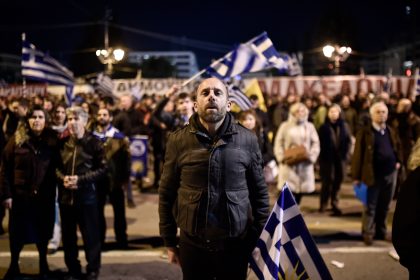 Heftige Proteste in Athen – Abstimmung verschoben