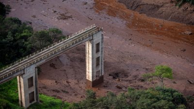 Nach Dammbruch in Brasilien: Helfer finden immer mehr Tote