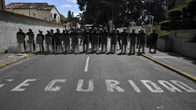 Bolton warnt vor Gewalt gegen Opposition und US-Diplomaten in Venezuela