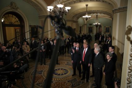 „Totale Zeitverschwendung“: Trump verlässt im Streit um die Mauer Treffen mit Demokraten abrupt