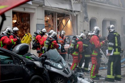 LIVE + UPDATE: Heftige Explosion im Zentrum von Paris – Mehrere Verletzte – Minister vor Ort