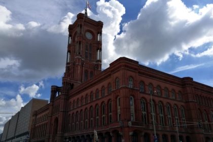 Berliner CDU fordert Rücktritt von Bildungssenatorin