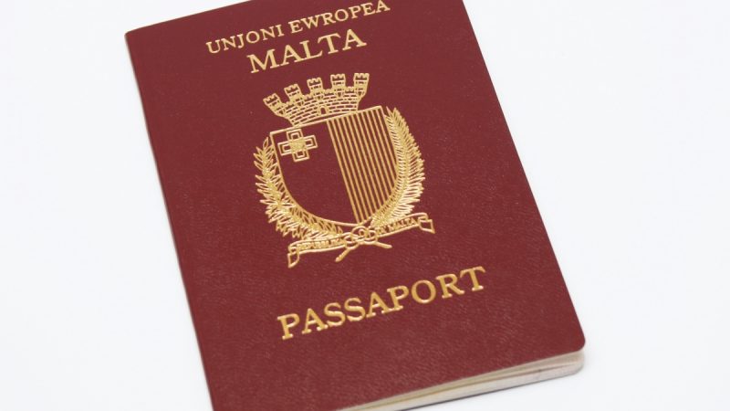 Staatsbürgerschaft gegen Investition – Brüssel warnt vor Verkauf von  Staatsbürgerschaften