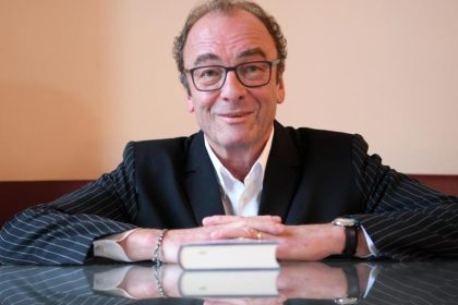 Robert Menasse entschuldigt sich für falsche Hallstein-Zitate