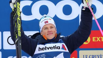 Norweger Klaebo und Östberg siegen bei Tour de Ski