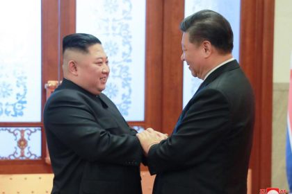 Chinas KP-Chef Xi Jinping besucht Nordkoreas Machthaber Kim Jong-un in Pjöngjang