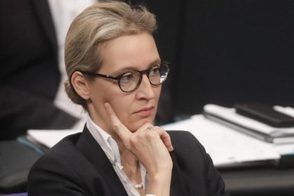 Weidel über Nahles’ “Sozialstaatskonzept”: Verpflichtet sich dem “immer weiteren Schröpfen der Mittelschicht”