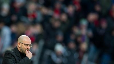 Bayer verliert bei Bosz-Debüt – Funkel-Sieg mit Düsseldorf