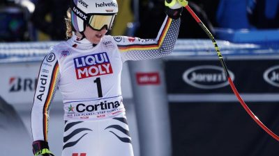 Rebensburg holt Top-10-Ergebnis beim Super-G in Cortina