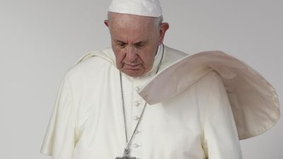 Papst wirft französischer Ordensgemeinschaft „Versklavung von Frauen“ vor