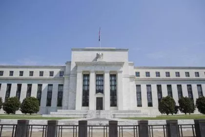 Ernst Wolff: FED-Kapitulation beweist: Das System lässt sich nicht mehr „normalisieren“